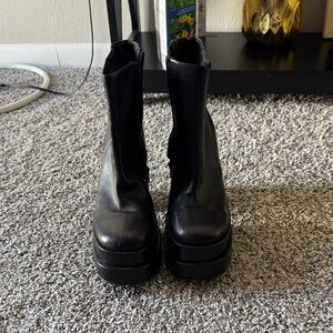 Steve Madden cobra Black Platform Ankle Boots - Women's Fashion Boots